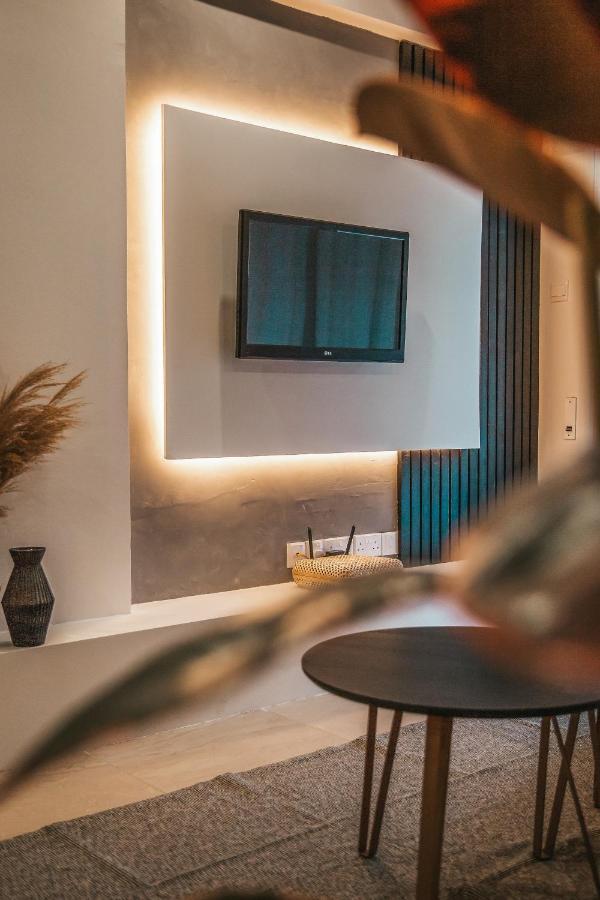 The Green Apartment Larnaca Ngoại thất bức ảnh