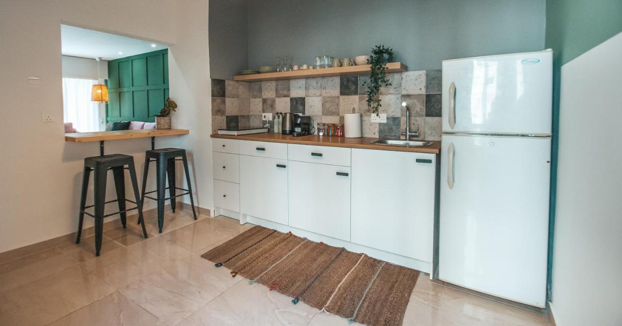 The Green Apartment Larnaca Ngoại thất bức ảnh